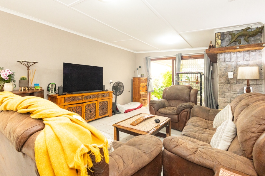 To Let 3 Bedroom Property for Rent in Bonnie Brae Western Cape